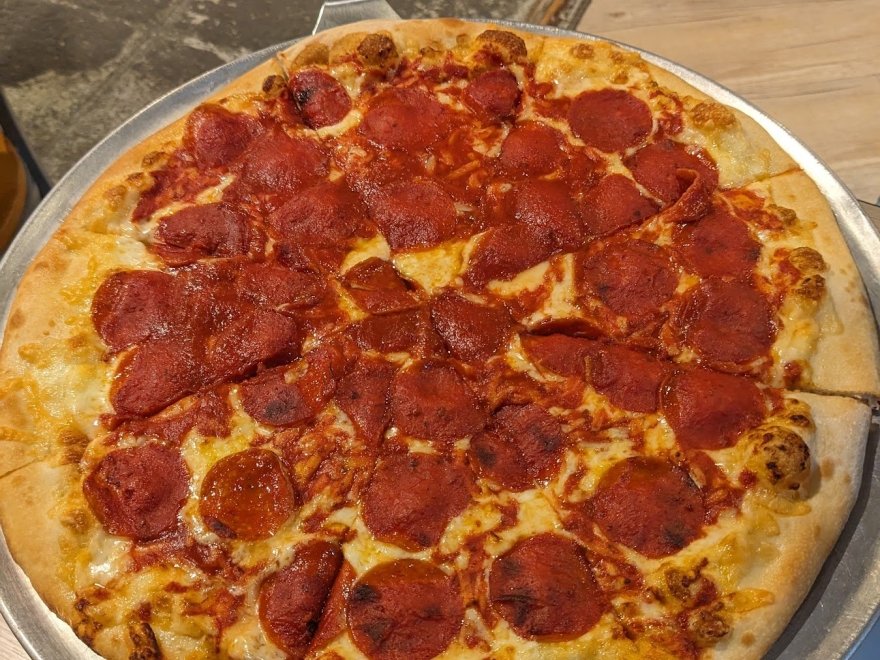 Grotto Pizza
