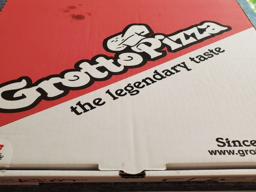 Grotto Pizza