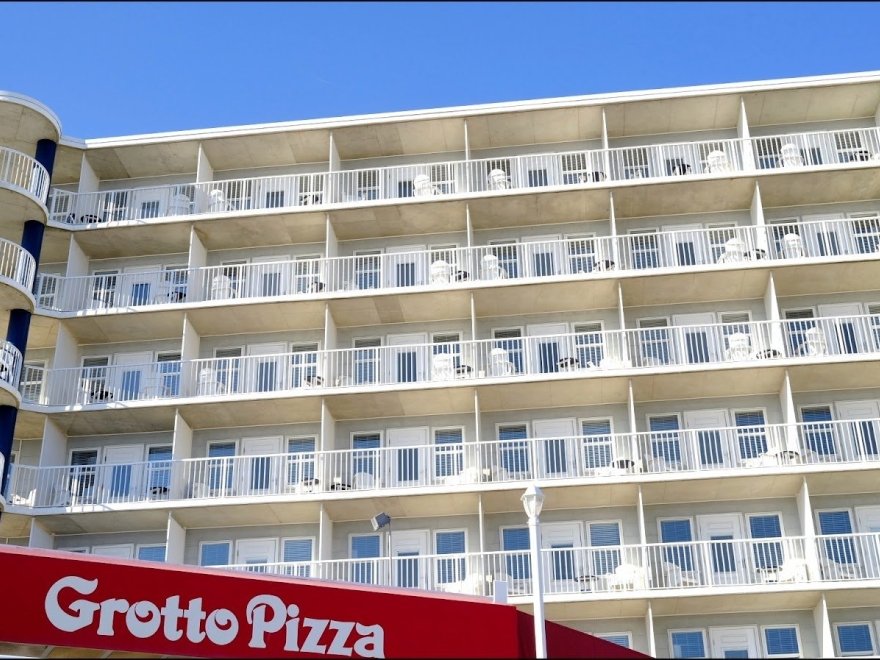 Grotto Pizza