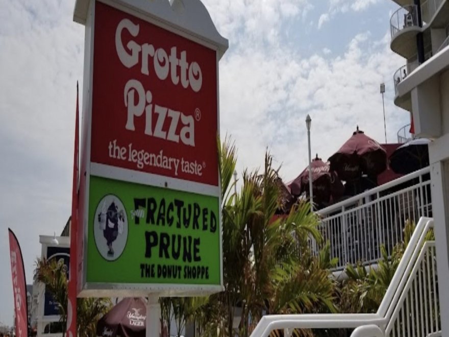 Grotto Pizza