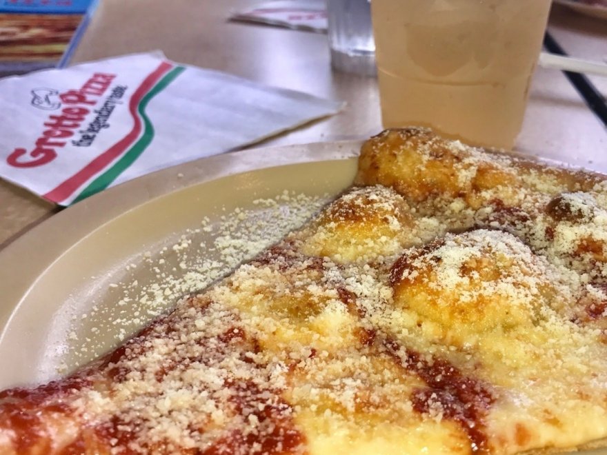 Grotto Pizza